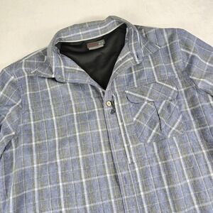 Wrangler Outdoor Men's Regular Fit Plaid Long Sleeve Button Up Shirt Large
